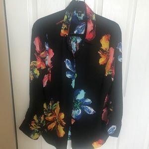 Lightweight Floral Button-down